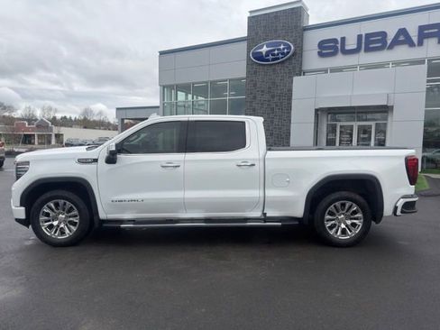 Used 2022 GMC Sierra 1500 Denali w/ Technology Package AWD/4WD image 9