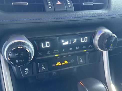 Used 2024 Toyota RAV4 XSE image 17