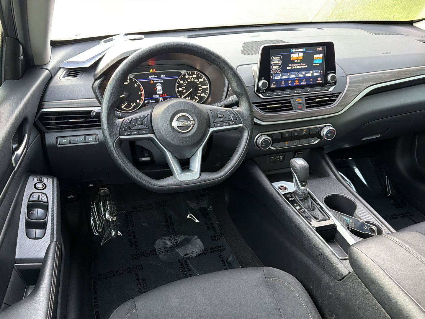 Used 2025 Nissan Altima 2.5 SV FWD image 18