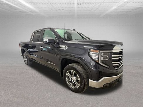 Used 2025 GMC Sierra 1500 SLT AWD/4WD image 12