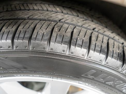 Used 2013 Volkswagen Beetle TDI image 26