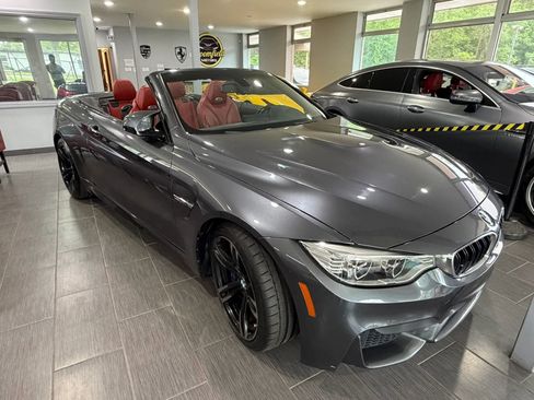 Used 2016 BMW M4 Convertible RWD image 23