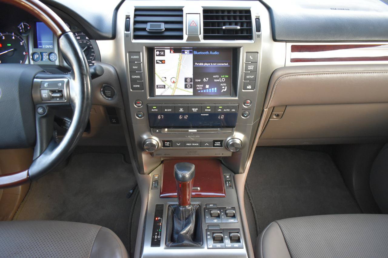 Used 2016 Lexus GX 460 Luxury AWD/4WD image 19