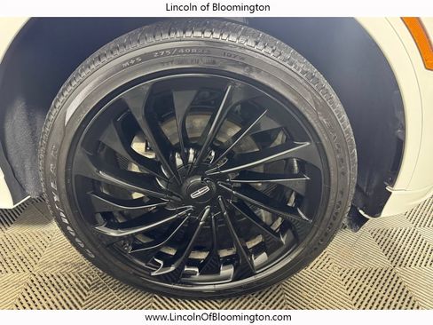 Certified 2025 Lincoln Aviator Reserve w/ Jet Appearance Package AWD/4WD image 14