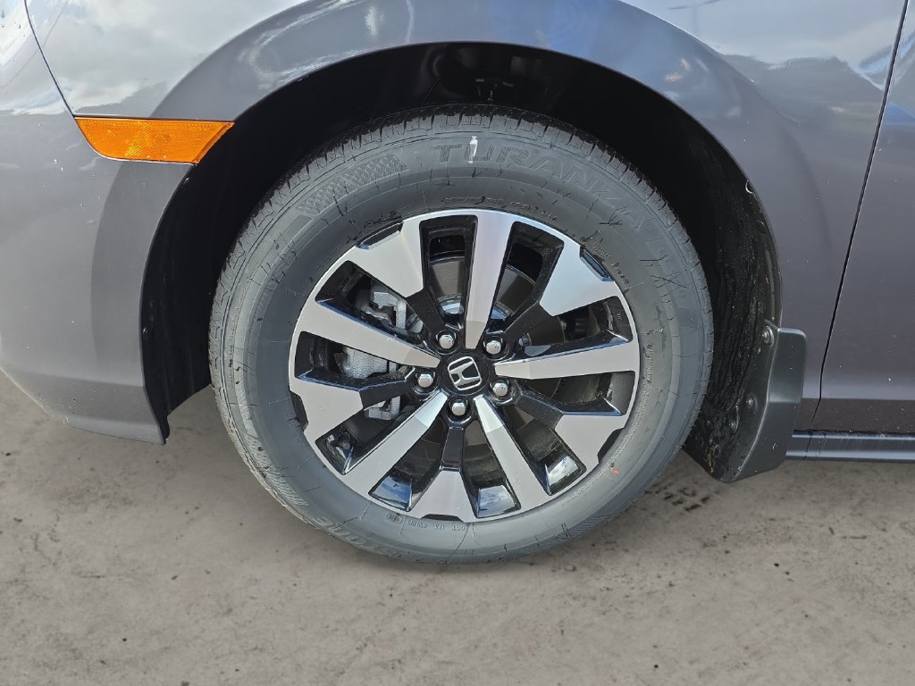 Certified 2026 Honda Odyssey EX-L image 9
