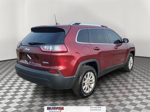 Used 2019 Jeep Cherokee Latitude w/ Cold Weather Group image 4