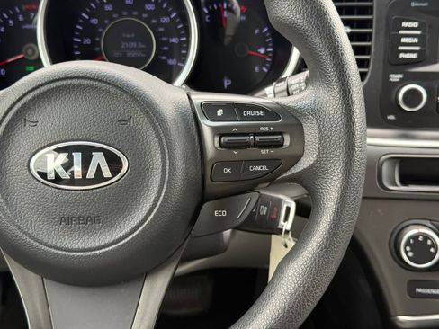 Used 2015 Kia Optima LX FWD image 11