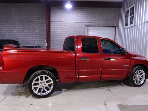 Used 2006 Dodge Ram 1500 Truck 2WD Quad Cab w/ Communication Pkg image 6