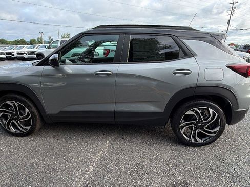 New 2026 Chevrolet TrailBlazer RS w/ Convenience Package FWD image 11