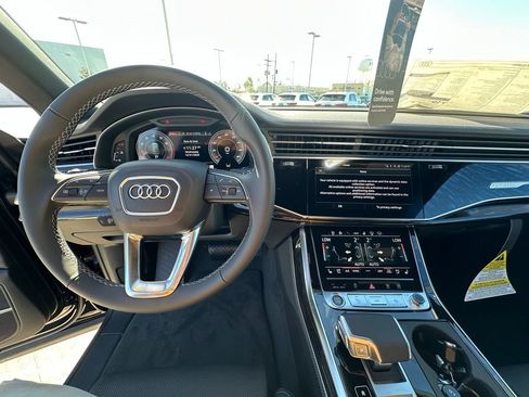 New 2026 Audi Q8 Prestige image 9