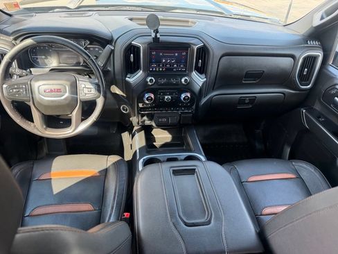 Used 2022 GMC Sierra 2500 AT4 w/ Driver Alert Package I AWD/4WD image 22