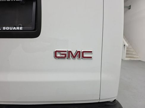 Used 2025 GMC Savana 2500 w/ Driver Convenience Package RWD image 43