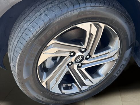 Used 2022 Hyundai Santa Fe SEL w/ Convenience + Premium Package FWD image 22