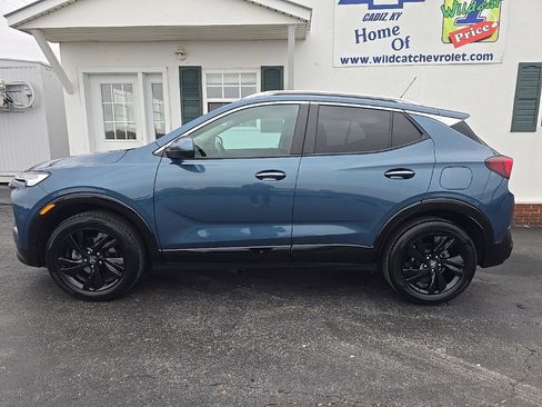 Used 2024 Buick Encore GX Sport Touring image 5