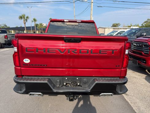 Used 2021 Chevrolet Silverado 1500 LT Trail Boss w/ Convenience Package II AWD/4WD image 6