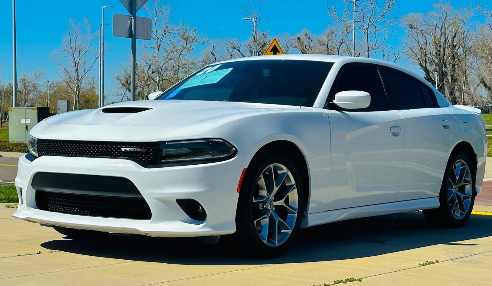 Used 2020 Dodge Charger GT RWD image 4