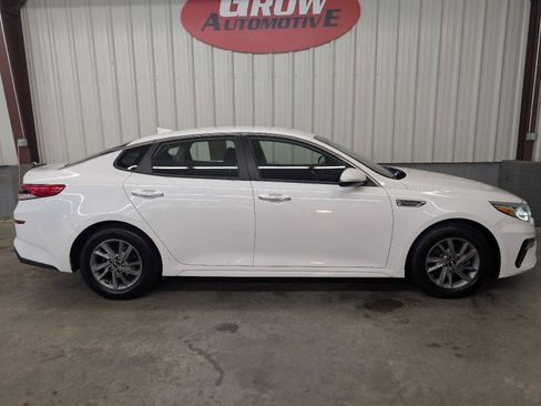 Used 2020 Kia Optima LX FWD image 12