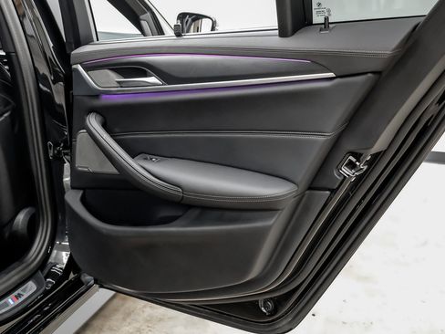 Used 2023 BMW M550i xDrive w/ Executive Package image 50