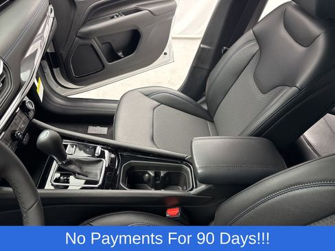 New 2026 Jeep Compass Latitude image 19