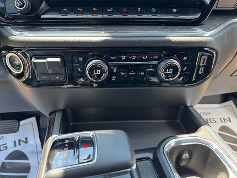 Used 2023 Chevrolet Silverado 1500 LTZ w/ LTZ Convenience Package II AWD/4WD image 16