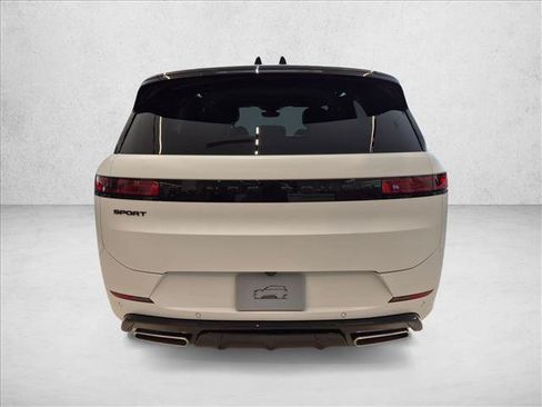 New 2027 Land Rover Range Rover Sport Dynamic SE AWD/4WD image 7