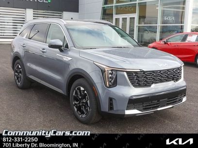 Certified 2025 Kia Sorento S w/ Panoramic Sunroof Package