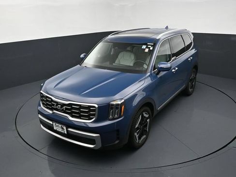 Used 2023 Kia Telluride S w/ S Sunroof Package AWD/4WD image 14