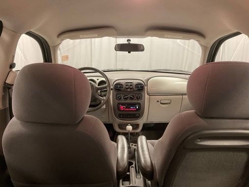 Used 2003 Chrysler PT Cruiser image 21