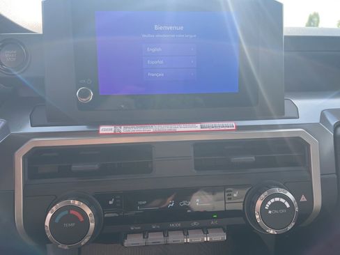 Used 2025 Toyota Tacoma SR5 image 12