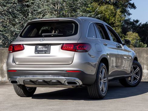 Used 2021 Mercedes-Benz GLC 300 4MATIC image 11
