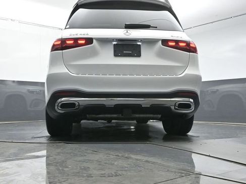 New 2026 Mercedes-Benz GLS 450 4MATIC image 38