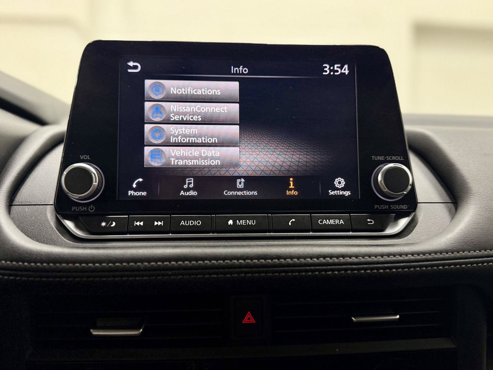 Used 2024 Nissan Rogue SV AWD/4WD image 25