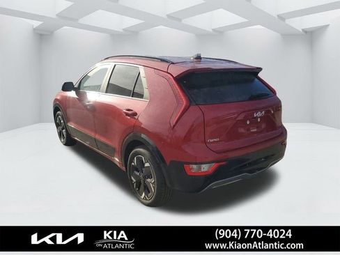 New 2024 Kia Niro Wind w/ Wind Preserve Package image 3