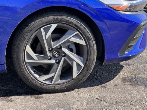 Used 2025 Hyundai Elantra Sport image 21