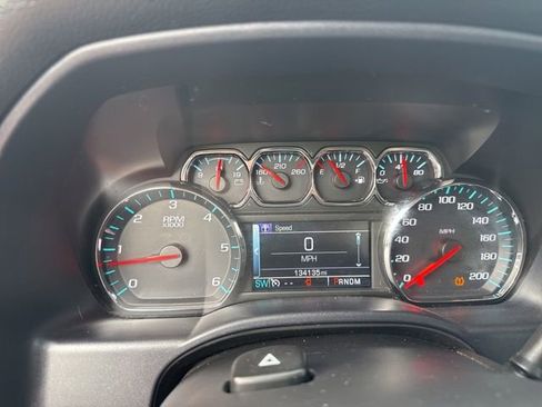 Used 2015 Chevrolet Silverado 1500 LT image 17