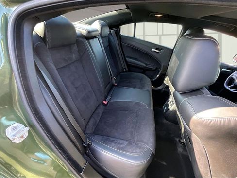 Used 2022 Dodge Charger R/T w/ Plus Group image 25