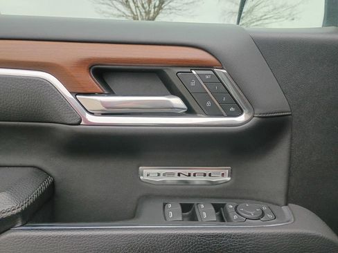 Used 2023 GMC Sierra 1500 Denali image 19