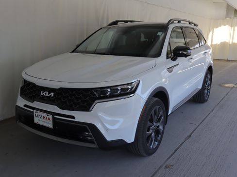 Used 2023 Kia Sorento SX Prestige image 20