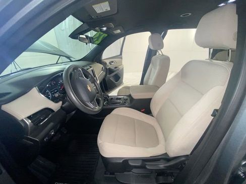 Certified 2023 Chevrolet Traverse LS FWD image 24