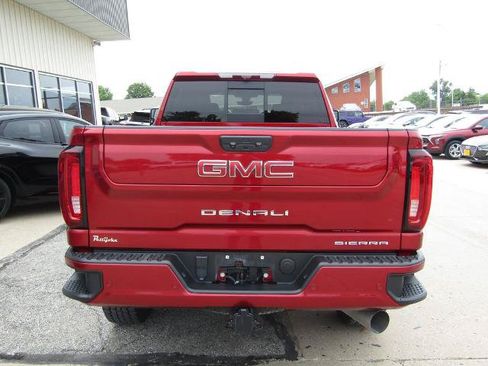 Used 2023 GMC Sierra 2500 Denali w/ Denali Ultimate Package AWD/4WD image 4