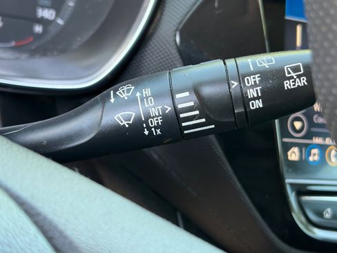 Used 2021 Chevrolet TrailBlazer LT w/ Convenience Package image 25