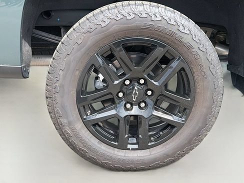 Used 2026 Chevrolet Silverado 1500 LT Trail Boss w/ Safety Package AWD/4WD image 10