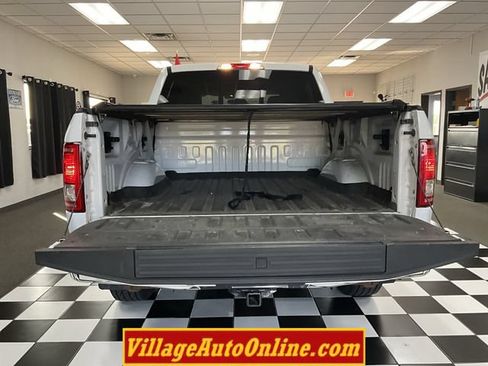 Used 2016 Ford F150 XLT w/ Equipment Group 302A Luxury AWD/4WD image 28