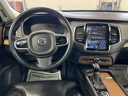 Used 2016 Volvo XC90 T6 Inscription w/ Vision Package image 7