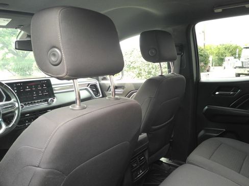 Used 2023 GMC Canyon Elevation w/ Convenience Package AWD/4WD image 13