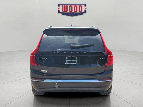 Used 2023 Volvo XC90 B6 Plus w/ Protection Package AWD/4WD image 3