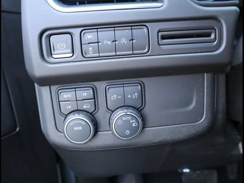 Certified 2023 Chevrolet Tahoe LT AWD/4WD image 21