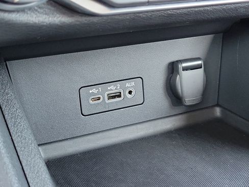 Certified 2023 Nissan Sentra SV image 25