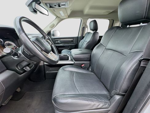 Used 2018 RAM 2500 Laramie w/ Sport Appearance Group AWD/4WD image 13