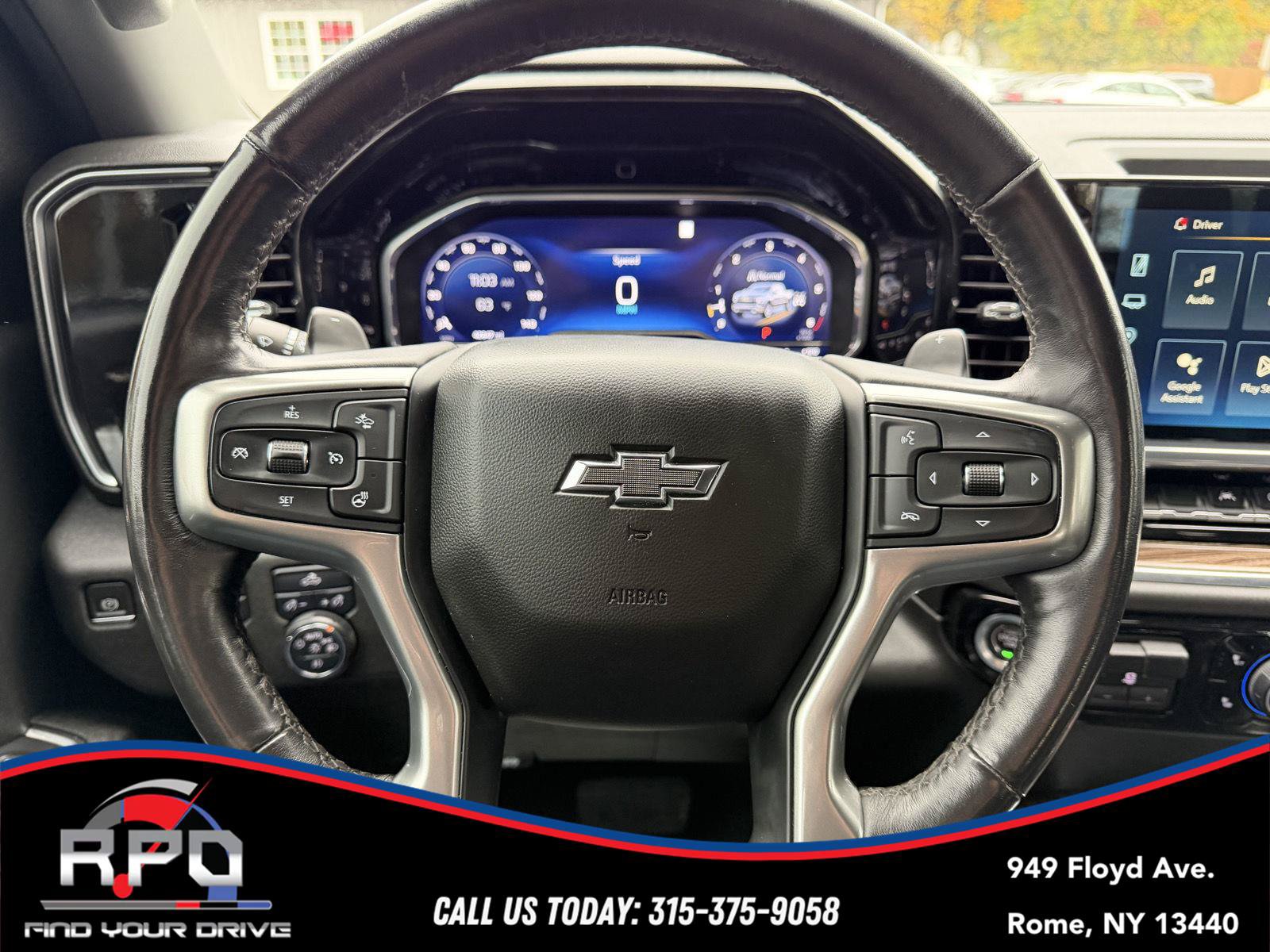 Used 2023 Chevrolet Silverado 1500 RST w/ Redline Edition AWD/4WD image 16